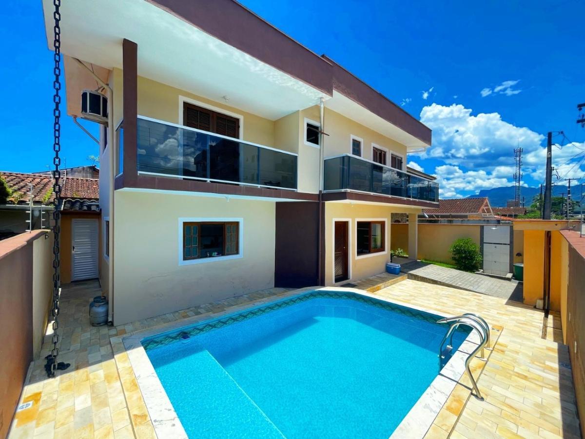 Vila Casa Centro Com Piscina Ubatuba Exteriér fotografie