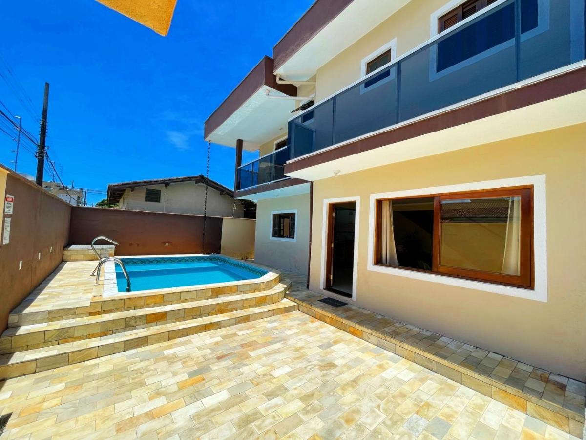 Vila Casa Centro Com Piscina Ubatuba Exteriér fotografie